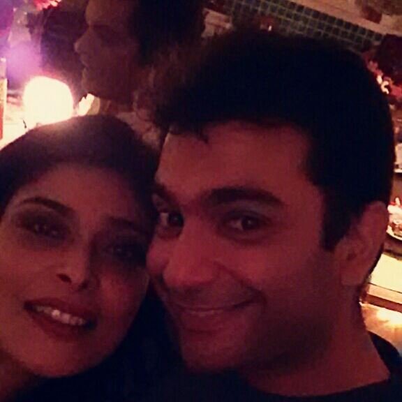 Sarmad Khoosat with wife