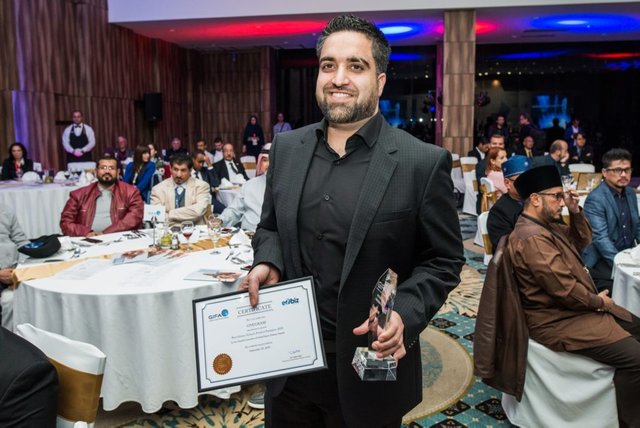 Ibrahim holds awards for OneGram 2018 Onegram wins best islamic fintech