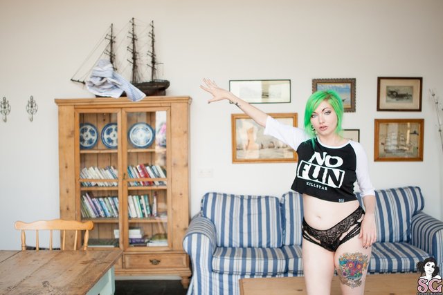 Join Suicide Girls