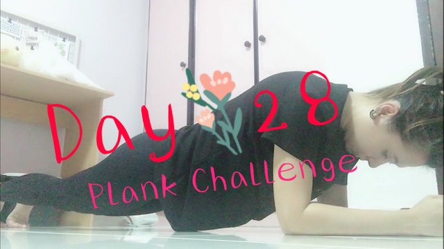 https://d1vof77qrk4l5q.cloudfront.net/img/janicechua-day-28doing-plank-happy-girl-ppiya0oy-1547563059801.jpg