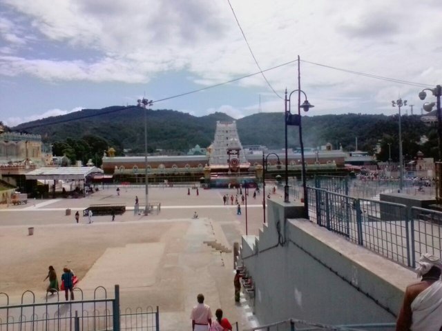 https://d1vof77qrk4l5q.cloudfront.net/img/moghul-tirumala-abode-of-lord-venkateshwara-jcdof5sp-1548364867007.jpg