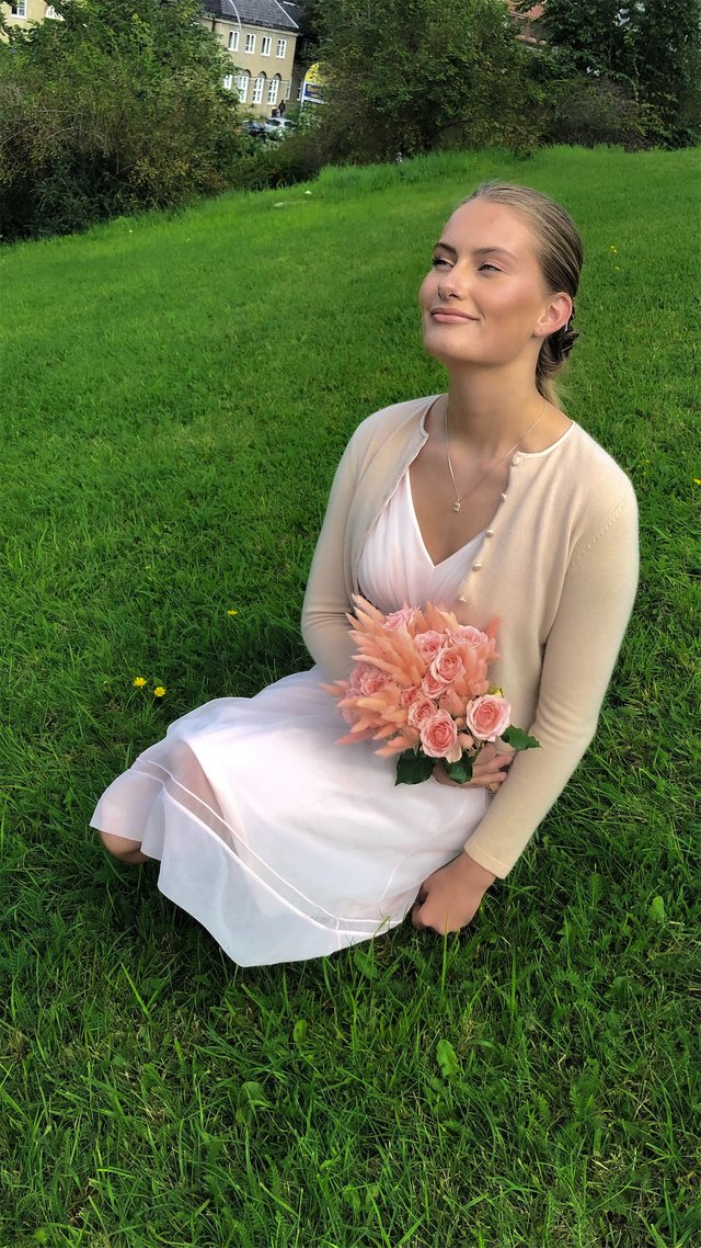 classy bride in vintage 