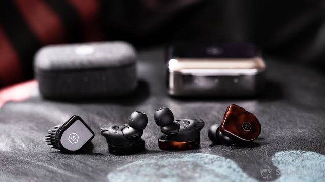 Image result for Master  & Dynamic MW07 Plus True Wireless Earphones"