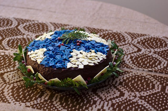 Happy 100th Birthday Finland, here's a 100-Year Independence Cake to celebrate! (165/365)