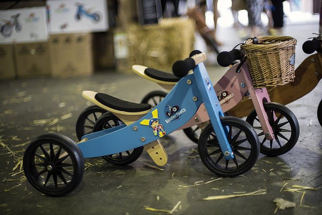 Kid's bikes