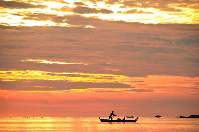 Sunrise at Cabana beach, Bintan