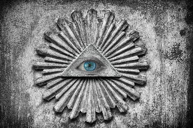 Eye