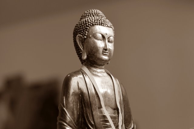 brownceramicchinesefigurine65222.jpg