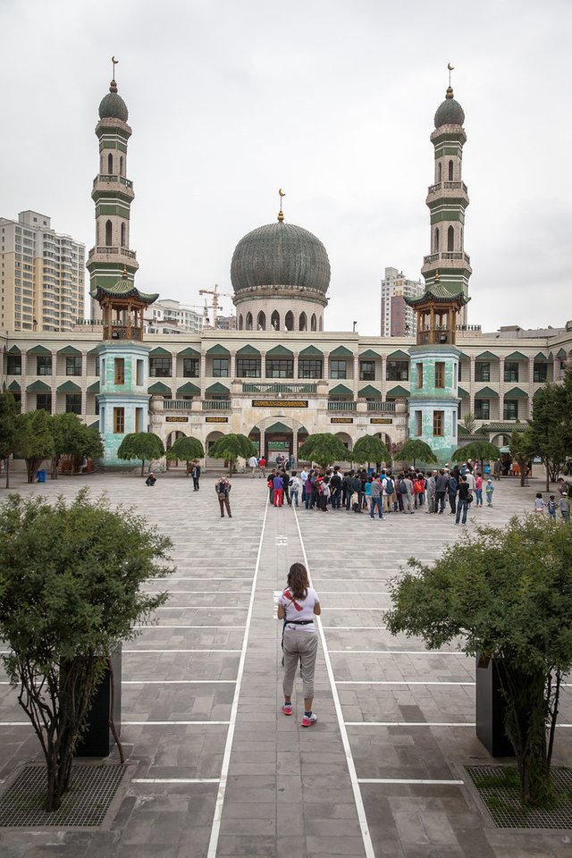 24240464516xiningdongguanmosque FILEminimizer.jpg