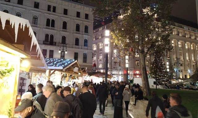 christmas markets1.jpg