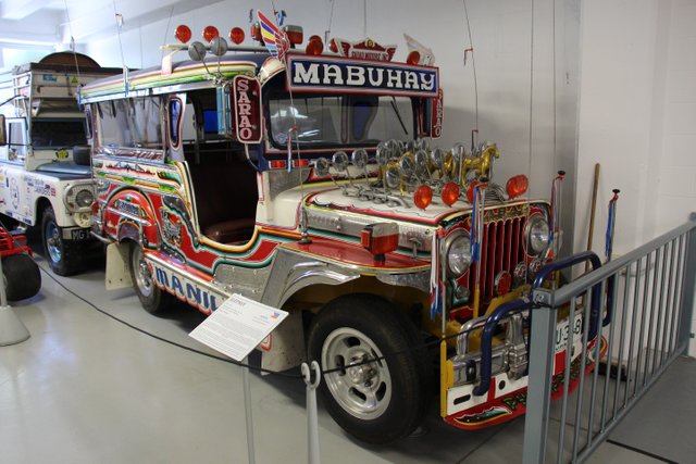 1988_Jeepney_47410757451.jpg