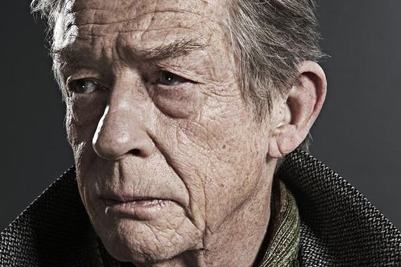 la taupe john hurt as control.jpg