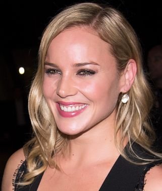 solace abbie cornish as agent Katherine Cowles.jpg