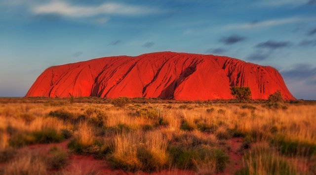 uluru2058380_1280.jpg