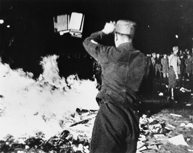 1933may10berlinbookburning.JPG