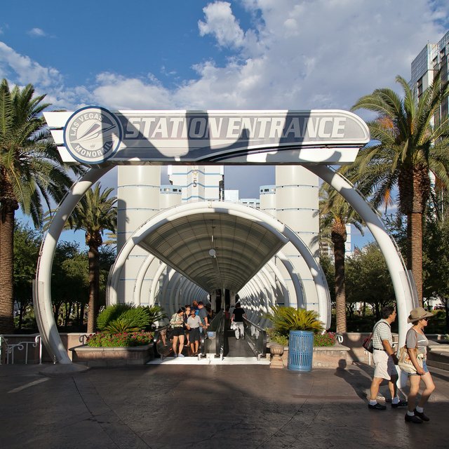 8203710348lasvegasmonorailentrance FILEminimizer.jpg