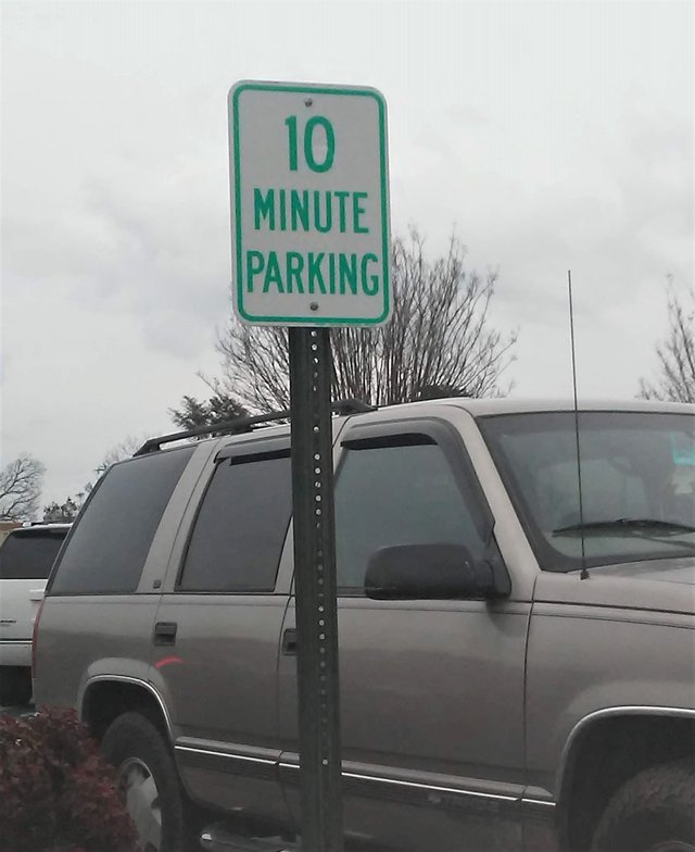 10 minut sign.jpg