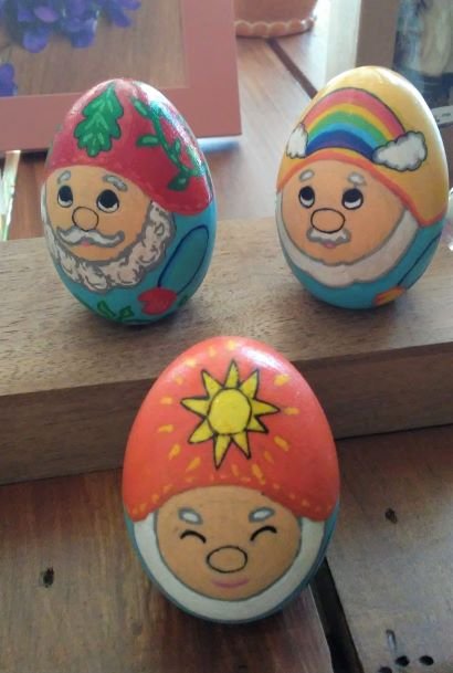 egg gnomes 2.jpg