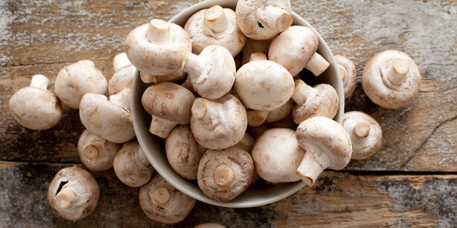 healthbenefitsofmushroomsguide700350.jpg