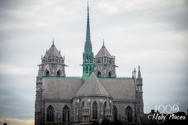 Basilica of the Sacred Heart 3.jpg