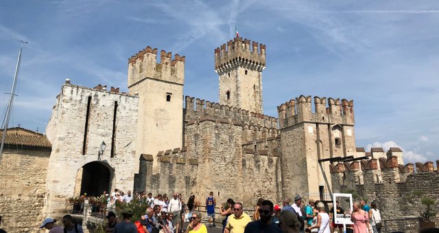 Our visit to magnificent Sirmione, the pearl of Garda! 