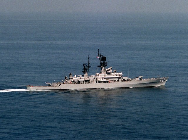 USS Halsey DLG23.jpg