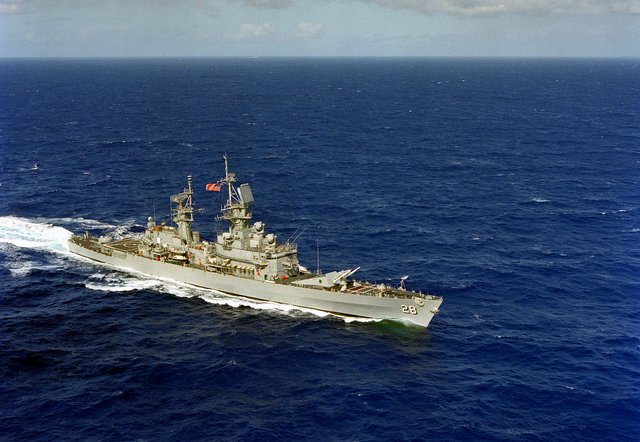 USS Wainwright CG28.jpg