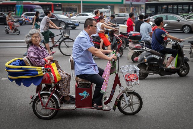 24433913700streetsofchengduinexplore20160131264 FILEminimizer.jpg