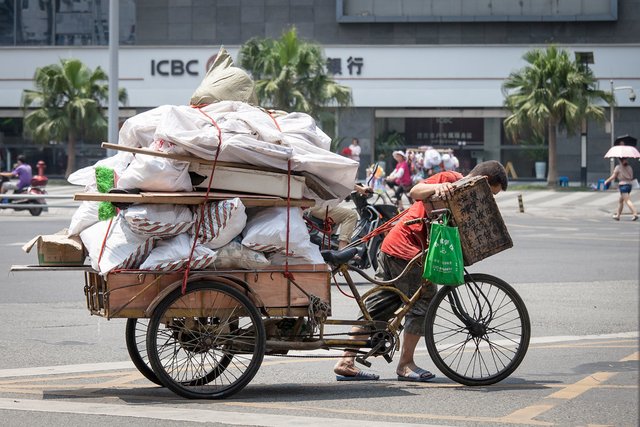 24950243414streetsofchengdu FILEminimizer.jpg