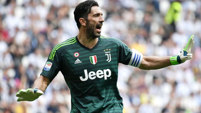 buffonjuventusveronaseriea_1ogk0clrgfhsk1qjh6zaxto26h.jpg