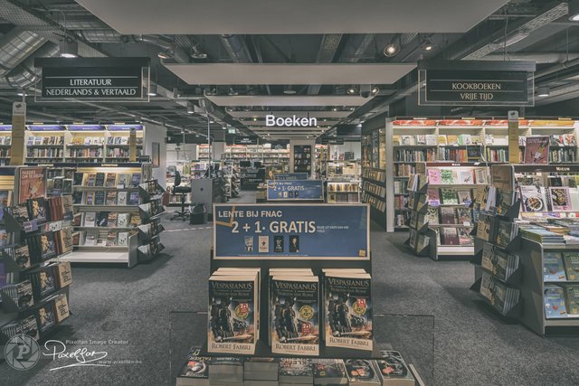 empty_bookshop.jpg