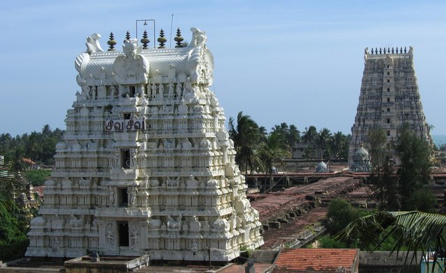 Rameswaram_temple_11.jpg