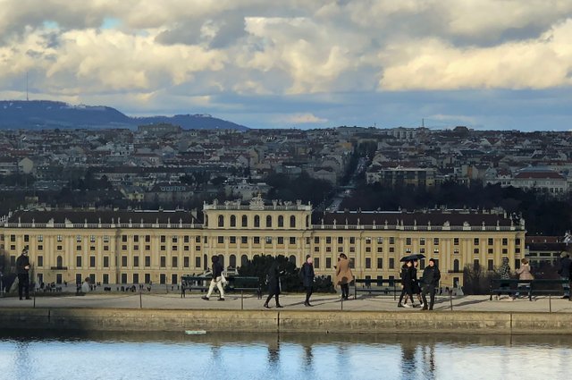 Schönbrunn.jpg