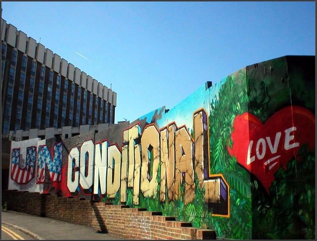 unconditional love grafitti