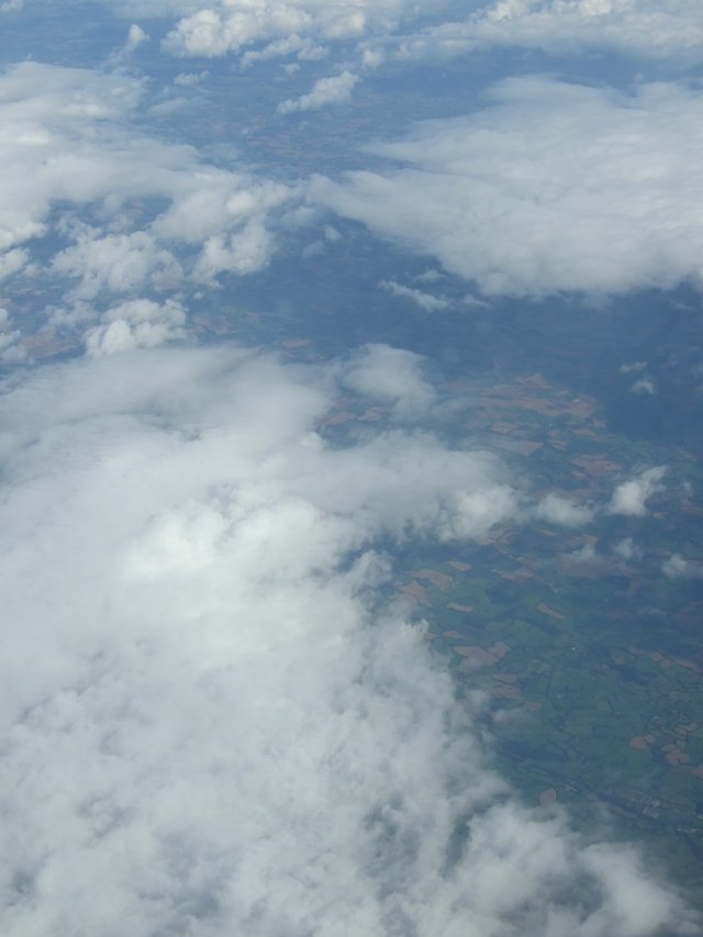 View from plane Cornwall To Lancaster 3 09.jpg