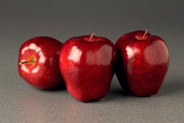 Red Delicious - Washington Apples