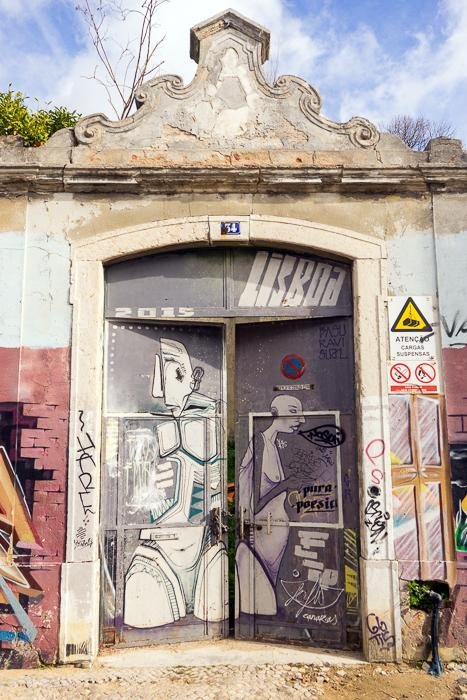 82 Street Art In Lisbon DSC07844.jpg