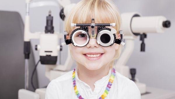 9-warning-signs-your-child-has-vision-problems.webp