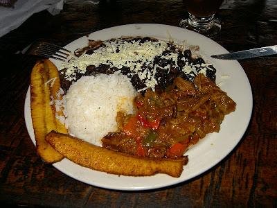 800px-Pabellón_Criollo.jpg