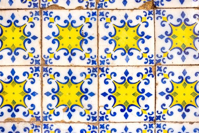 08 Collection Of Lisbon Tiles DSC03732.jpg