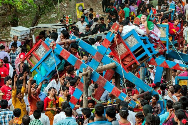 1280px-Boishakhi_Mela_in_Chittagong,_Pohela_Boishakh_(2013).jpg