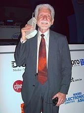 170px-2007Computex_e21Forum-MartinCooper.jpg