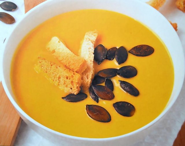 Pumpkin soup..jpg