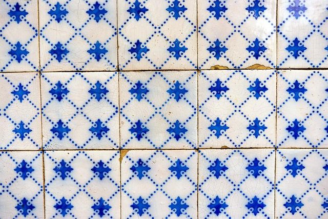49 Collection Of Lisbon Tiles DSC00162.jpg