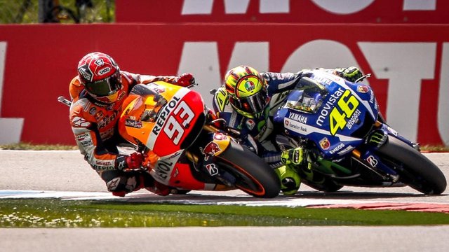 rossi-vs-marquez-assen-motogp.jpg