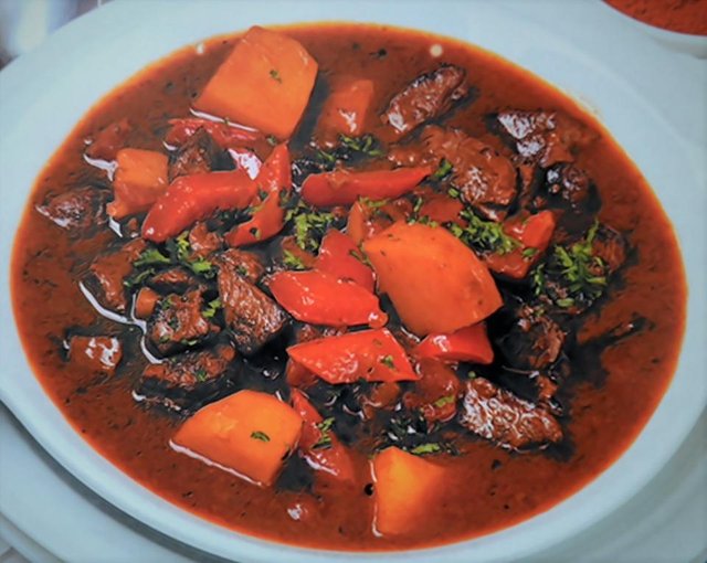 Goulash soup.jpg