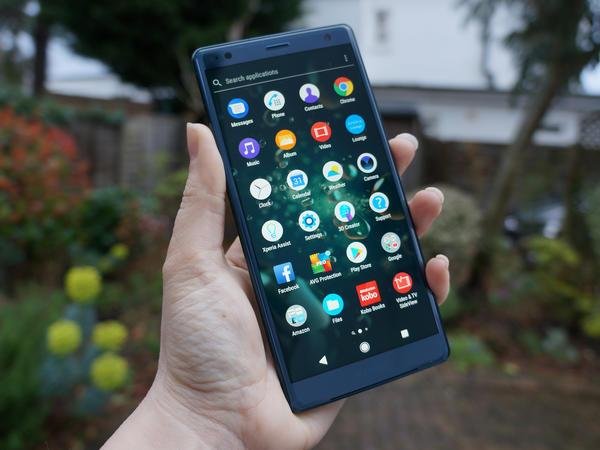 Sony Xperia XZ2.jpg