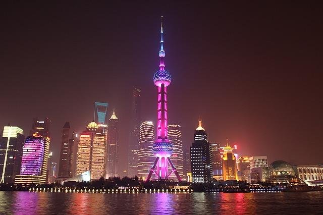 shanghai-bund-night-1213148_640.jpg