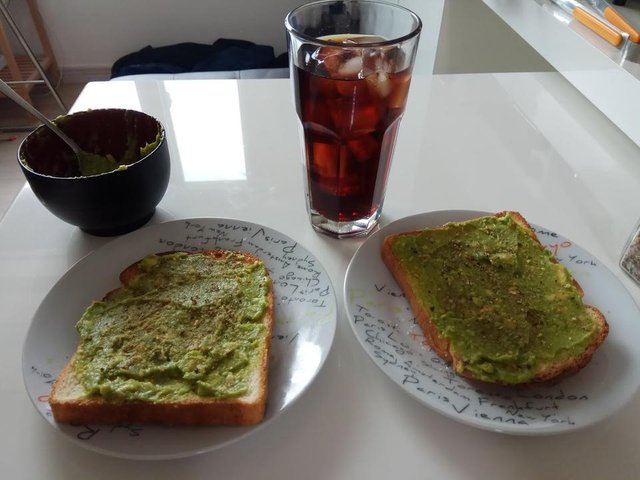 avocadotoast.jpg