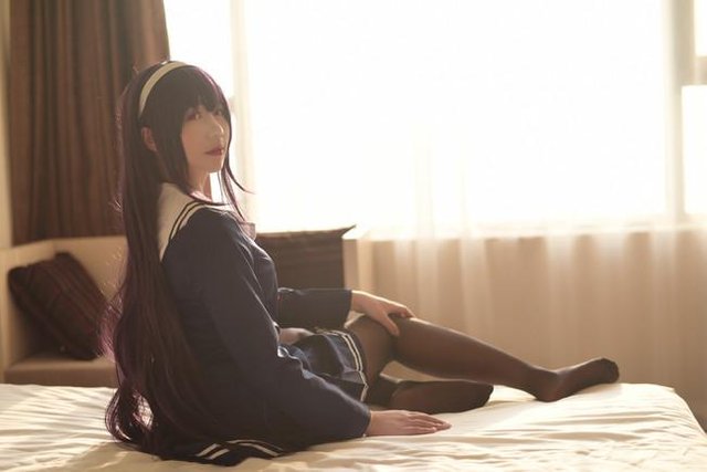 Bed-KasumigaokaUtaha-Seifuku-Cosplay-8.jpg